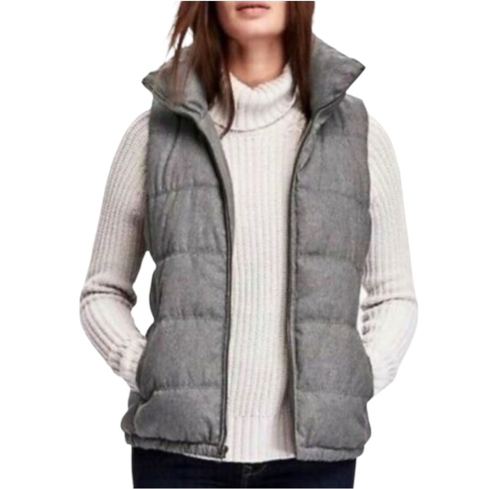 Old Navy Quilted Frost-Free Puffer Vest Size M